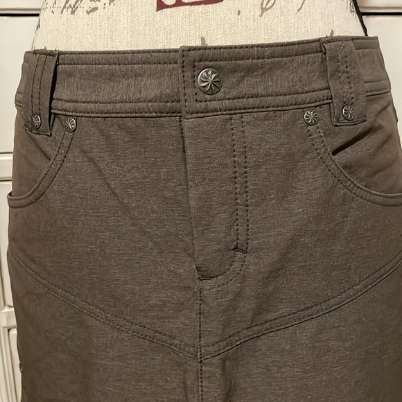 Athleta Take a Hike nylon skirt in dark heather gray - Picture 5 of 14